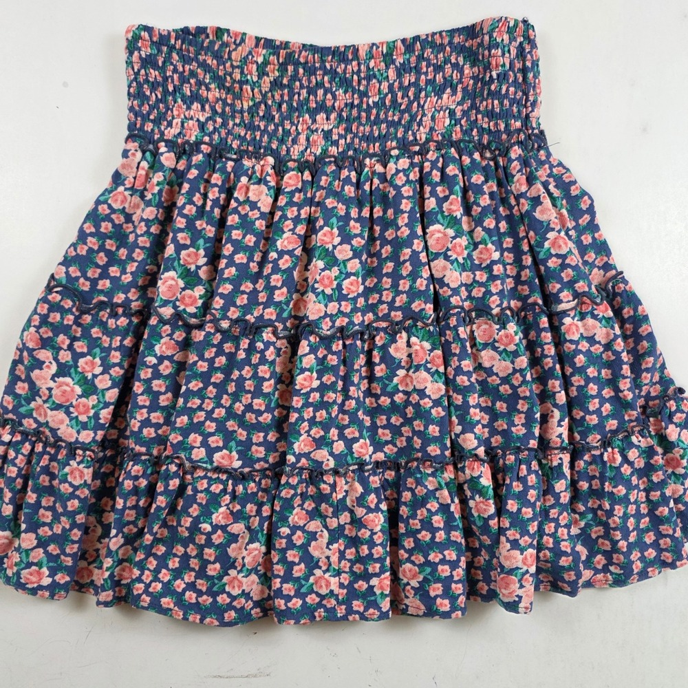 American Eagle Tiered Mini Skirt Women Medium Navy Blue Pink Floral Smocked Boho